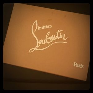 Christian Louboutin Pigalle Follies 100